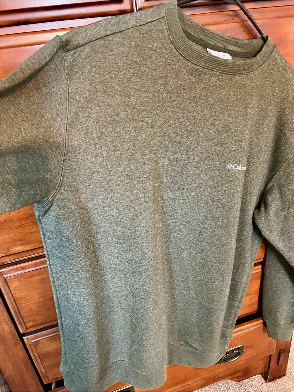 Columbia Heathered Green Crewneck Sweatshirt NWOT - Picture 3 of 3